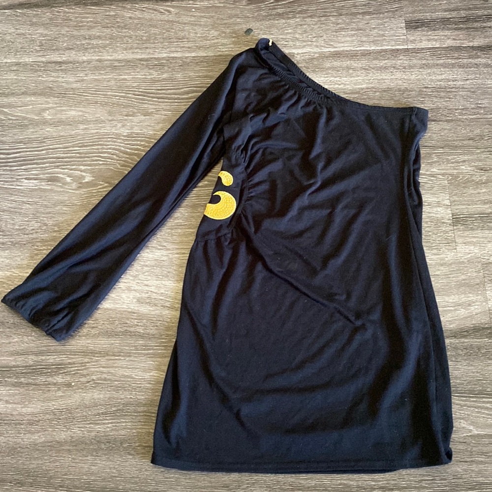 Black off the shoulder Dress, Size Large | House of Dereon by Beyoncé